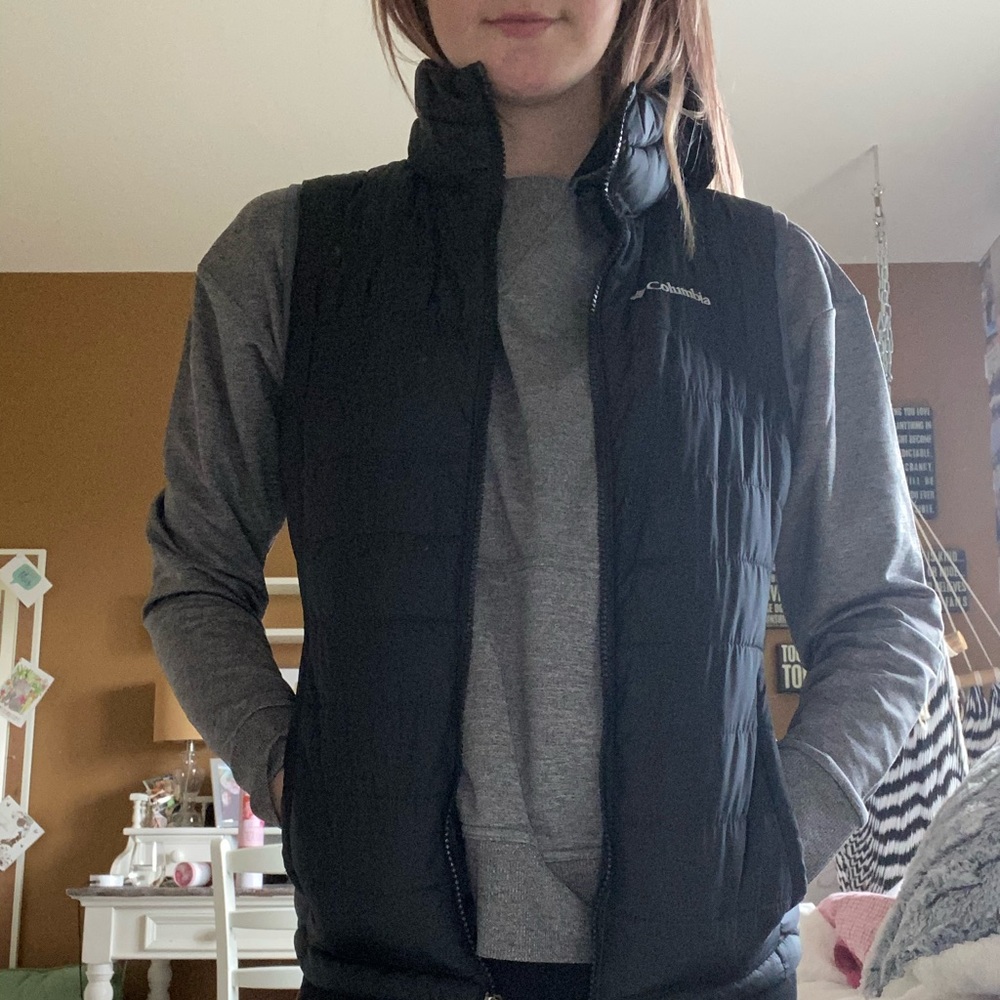 Columbia Puffer Vest